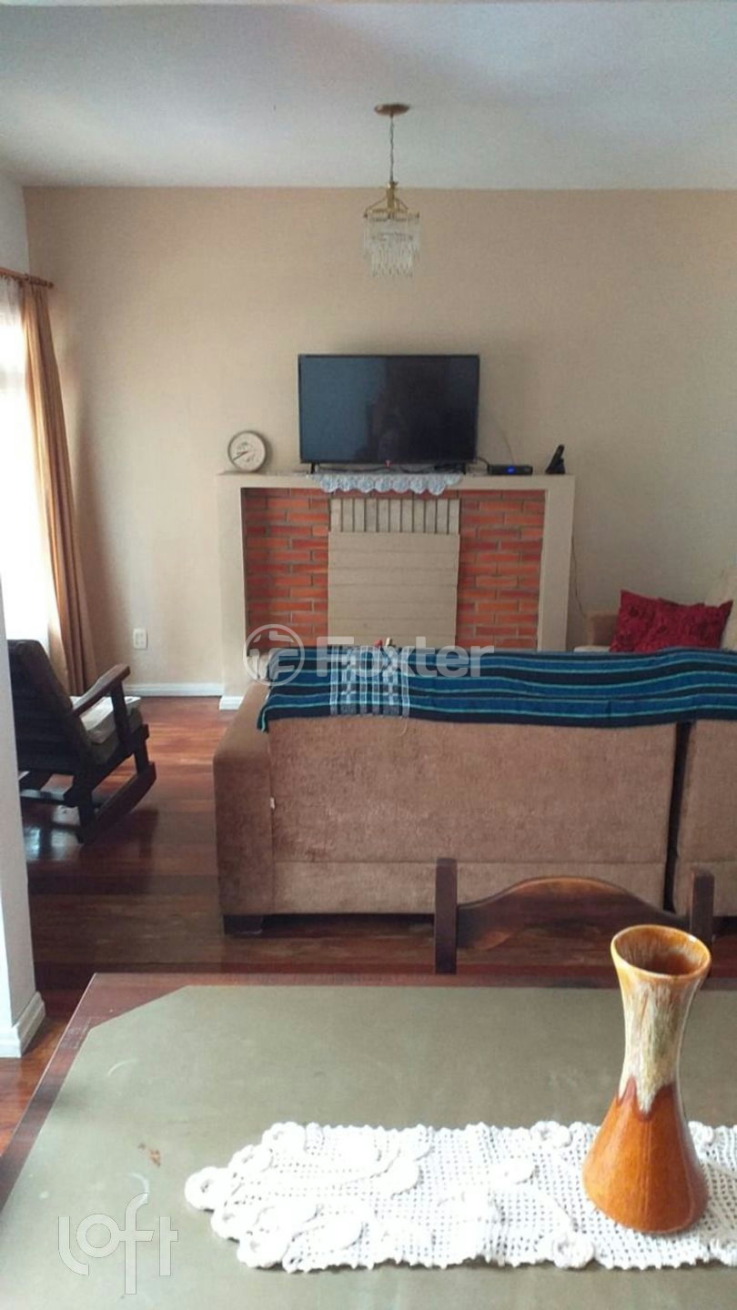 Casa à venda com 3 quartos, 200m² - Foto 4