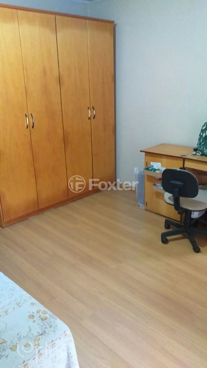 Casa à venda com 3 quartos, 200m² - Foto 42