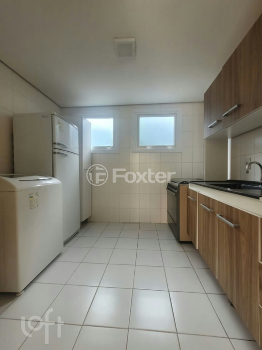 Apartamento à venda com 2 quartos, 62m² - Foto 32
