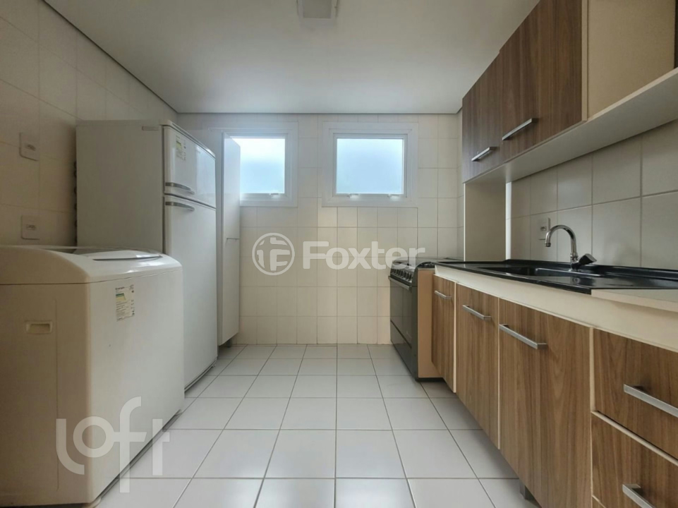 Apartamento à venda com 2 quartos, 62m² - Foto 1