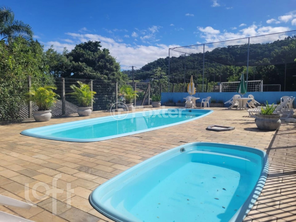 Apartamento à venda com 2 quartos, 62m² - Foto 13