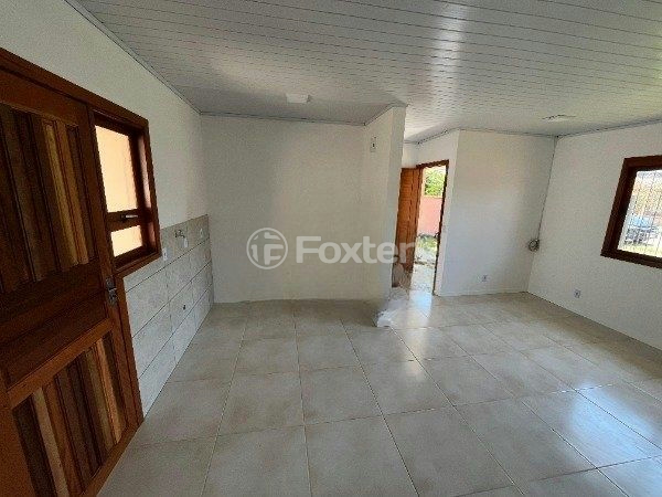 Casa à venda com 2 quartos, 63m² - Foto 9