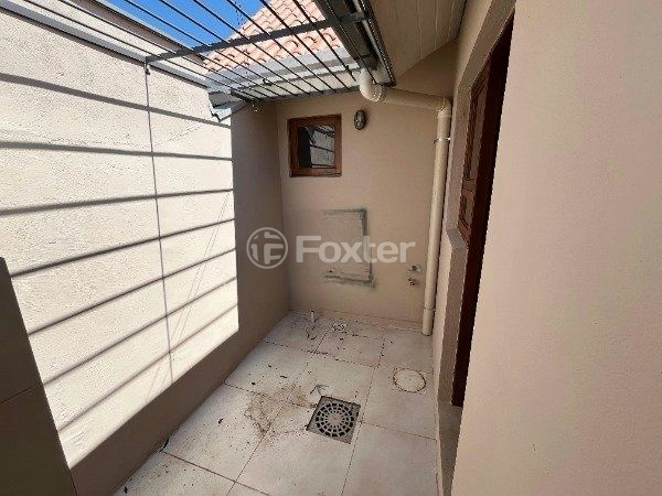 Casa à venda com 2 quartos, 63m² - Foto 15