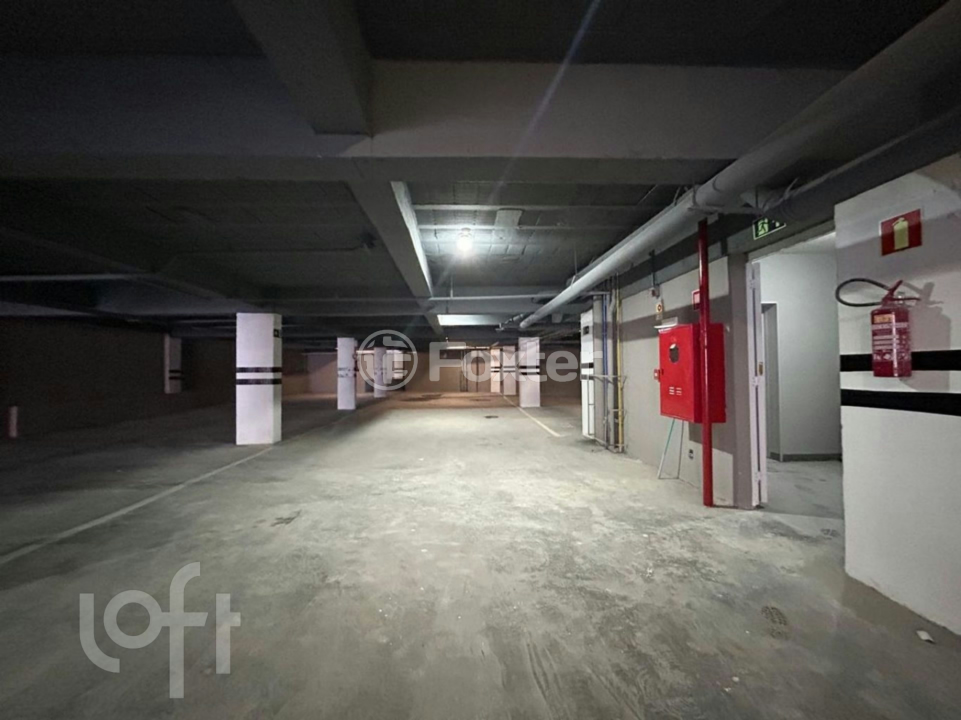 Apartamento à venda com 2 quartos, 62m² - Foto 14