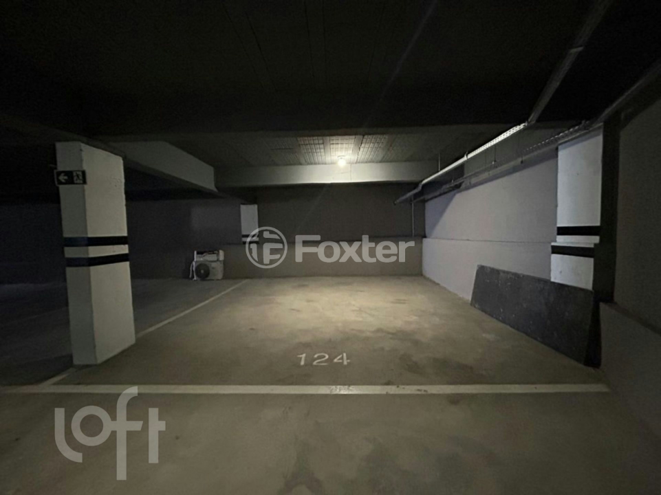 Apartamento à venda com 2 quartos, 62m² - Foto 15