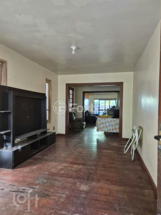 Casa à venda com 3 quartos, 150m² - Foto 7
