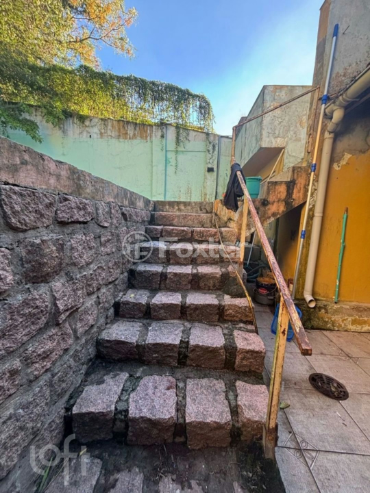 Casa à venda com 3 quartos, 150m² - Foto 18