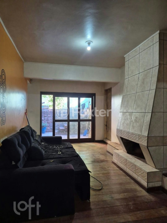Casa à venda com 3 quartos, 150m² - Foto 1