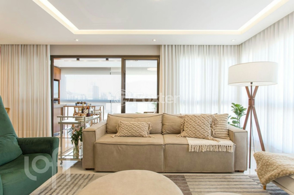 Apartamento à venda com 3 quartos, 123m² - Foto 6