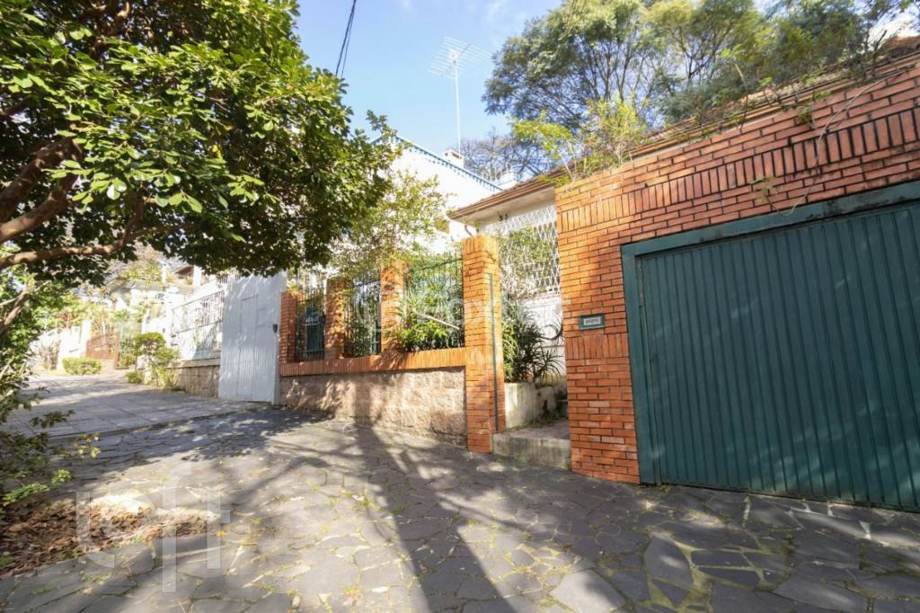 Casa à venda com 4 quartos, 120m² - Foto 4