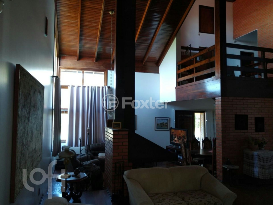 Casa à venda com 3 quartos, 287m² - Foto 2