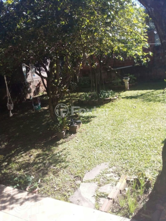 Casa à venda com 3 quartos, 148m² - Foto 4