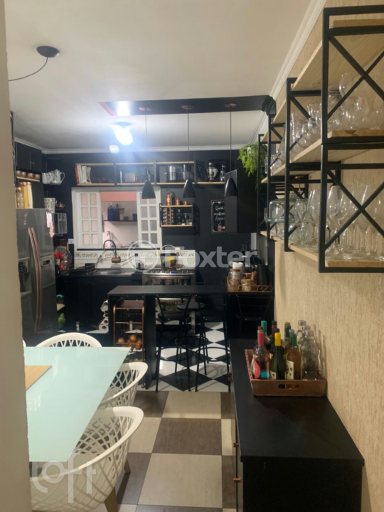 Casa à venda com 3 quartos, 119m² - Foto 4