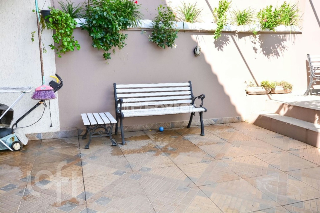 Casa à venda com 3 quartos, 157m² - Foto 3