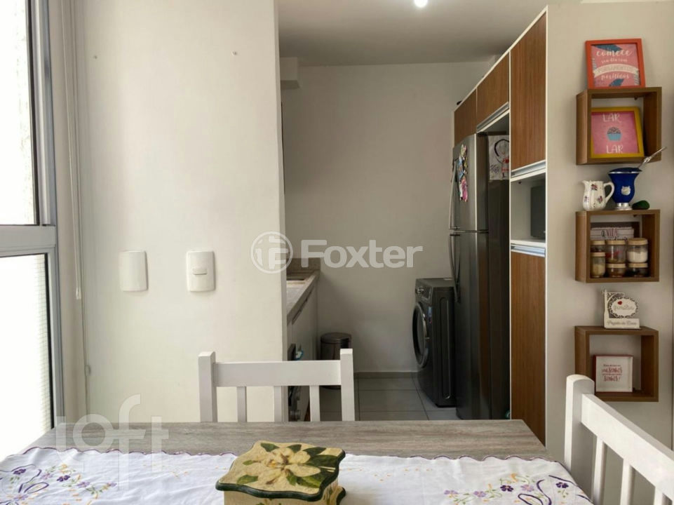 Apartamento à venda com 2 quartos, 40m² - Foto 9