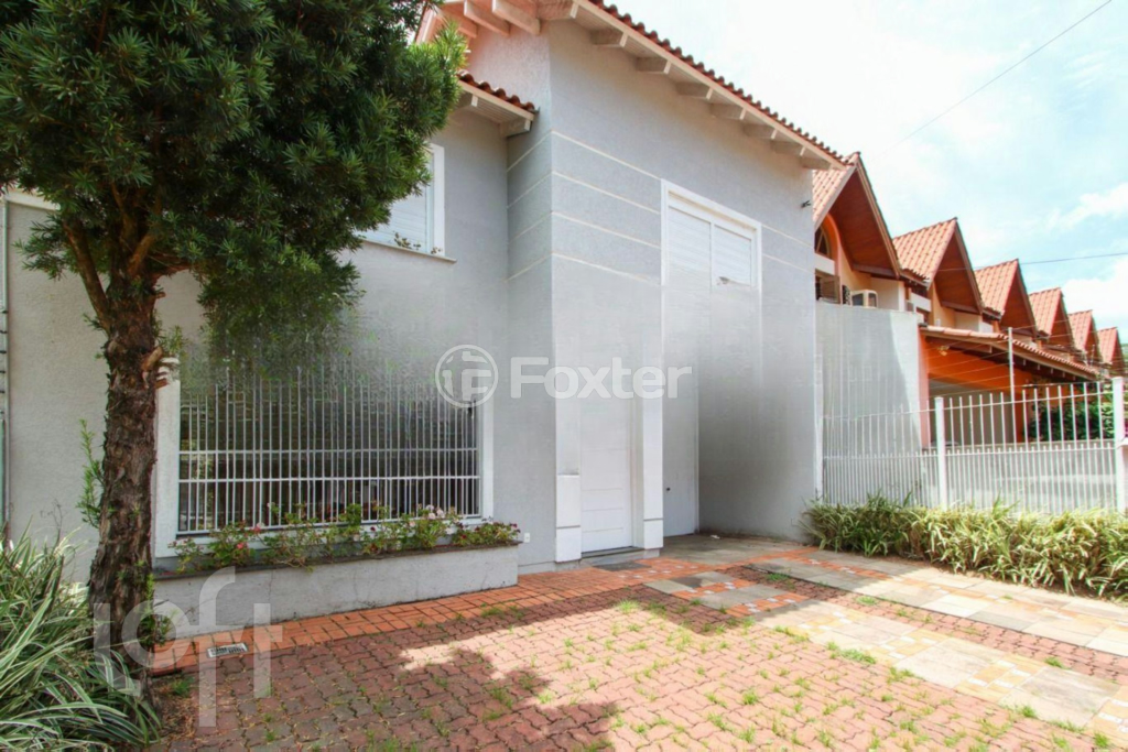 Casa à venda com 4 quartos, 348m² - Foto 2