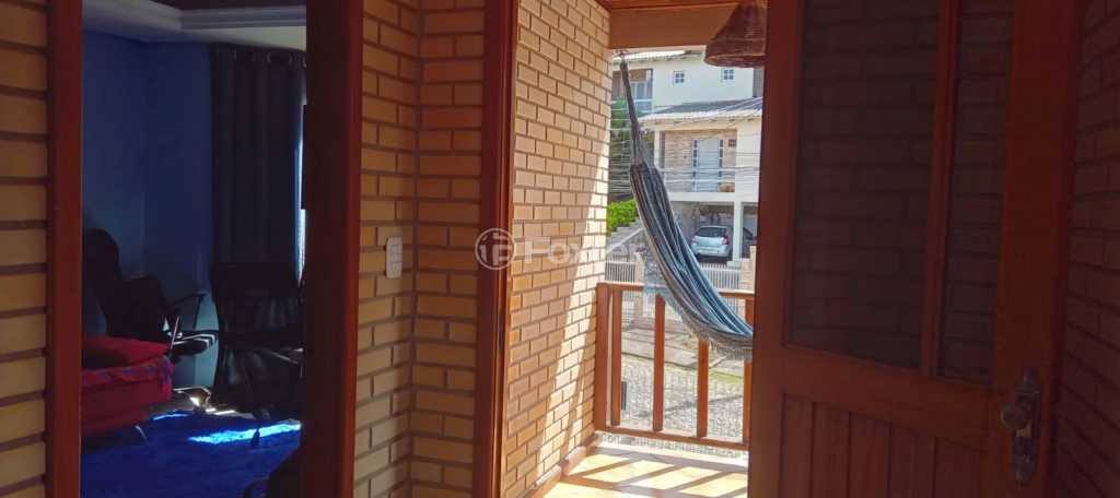 Casa à venda com 3 quartos, 170m² - Foto 8
