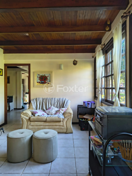 Sítio à venda com 3 quartos, 200m² - Foto 4