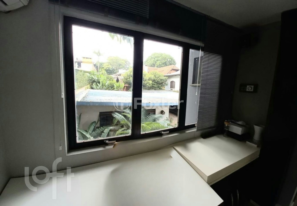 Casa à venda com 4 quartos, 200m² - Foto 31