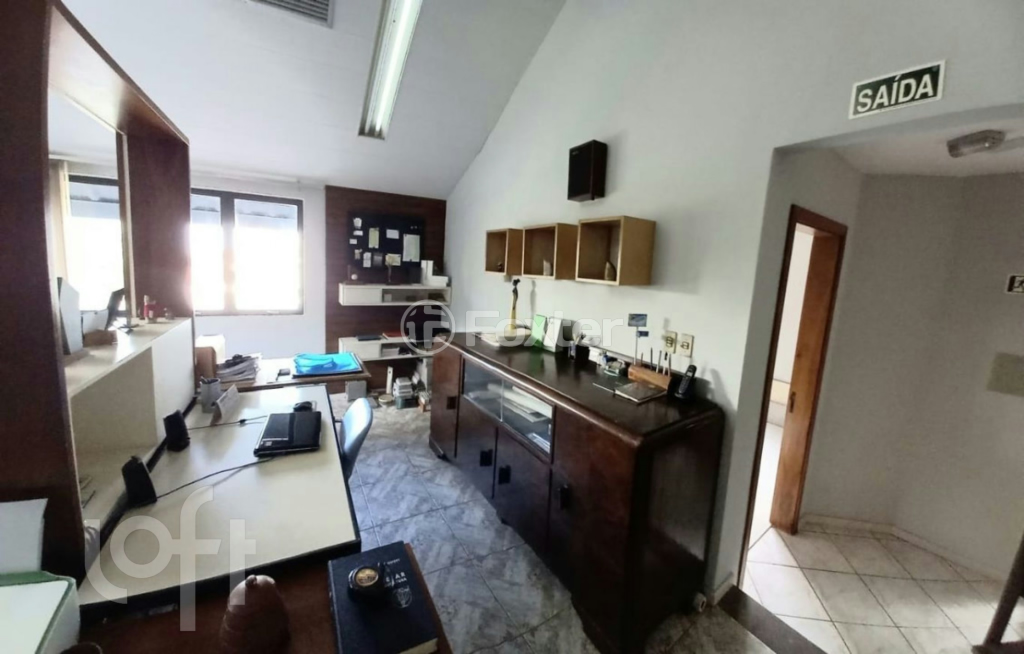 Casa à venda com 4 quartos, 200m² - Foto 44