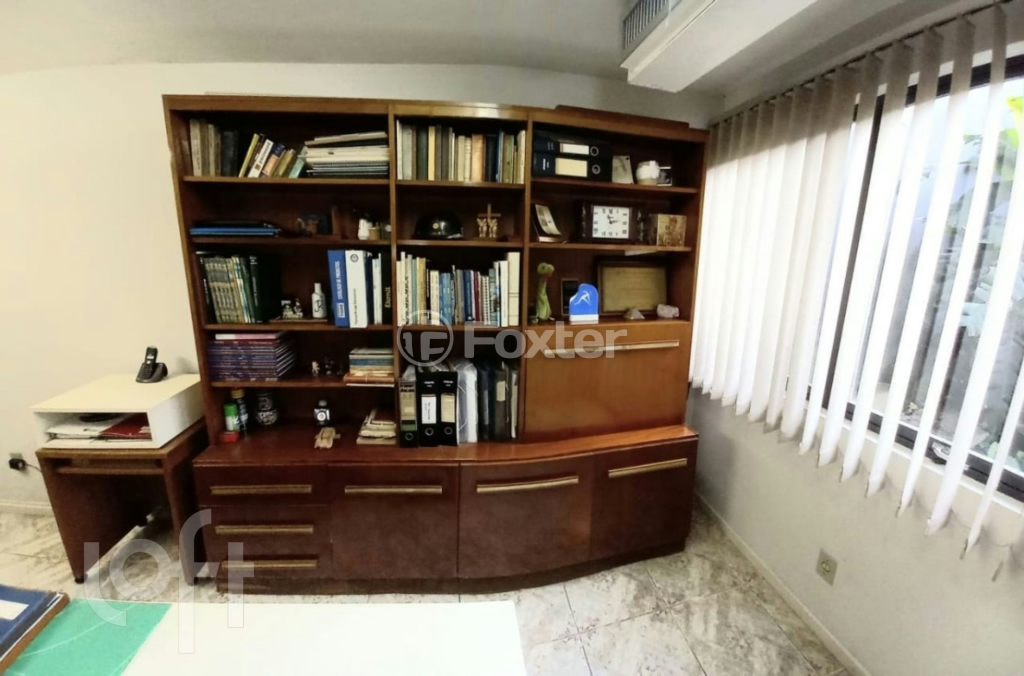 Casa à venda com 4 quartos, 200m² - Foto 34