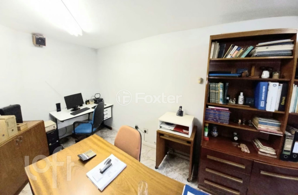 Casa à venda com 4 quartos, 200m² - Foto 37
