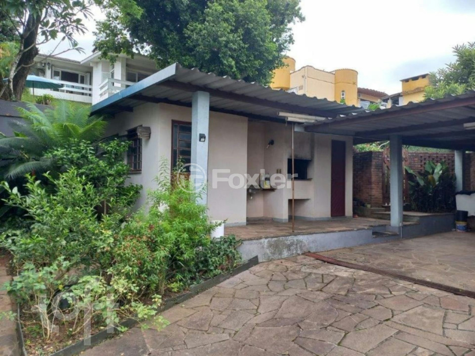 Casa à venda com 4 quartos, 200m² - Foto 10