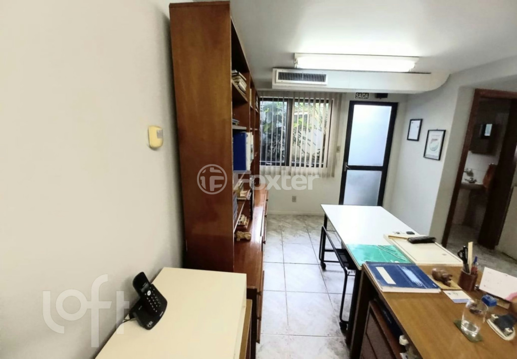 Casa à venda com 4 quartos, 200m² - Foto 35