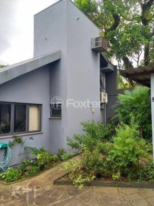 Casa à venda com 4 quartos, 200m² - Foto 9