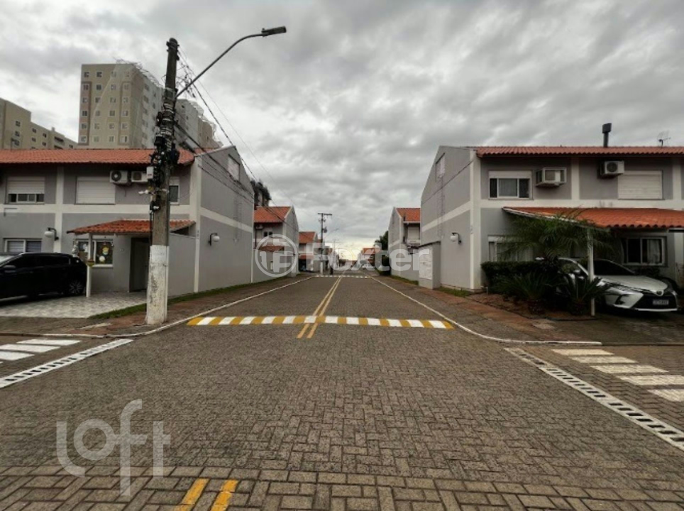 Casa de Condomínio à venda com 2 quartos, 78m² - Foto 1