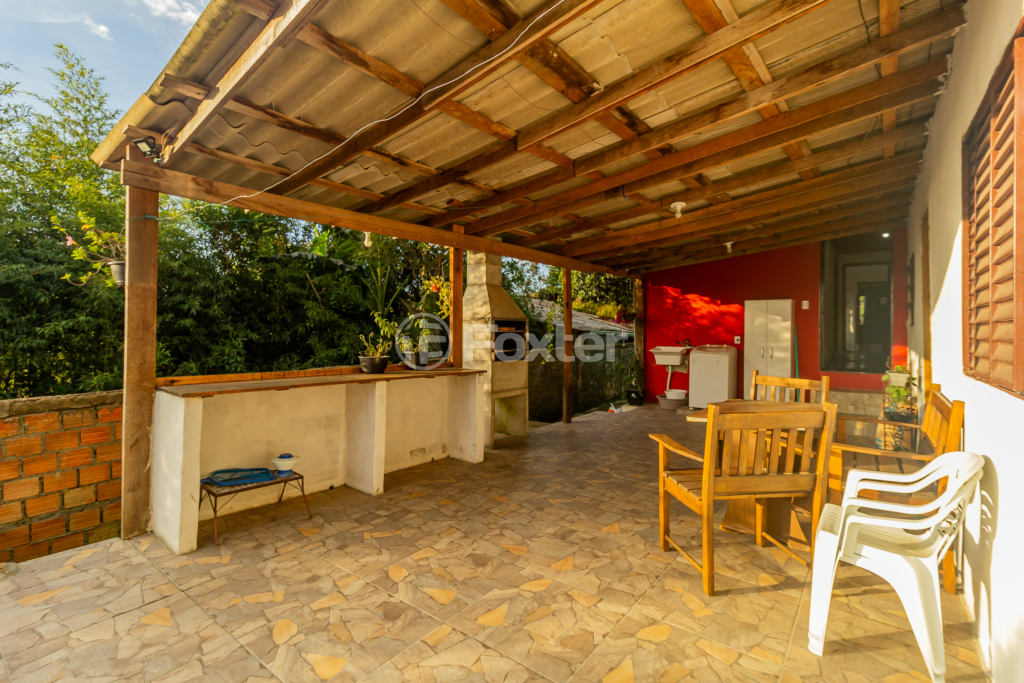 Casa à venda com 2 quartos, 80m² - Foto 2