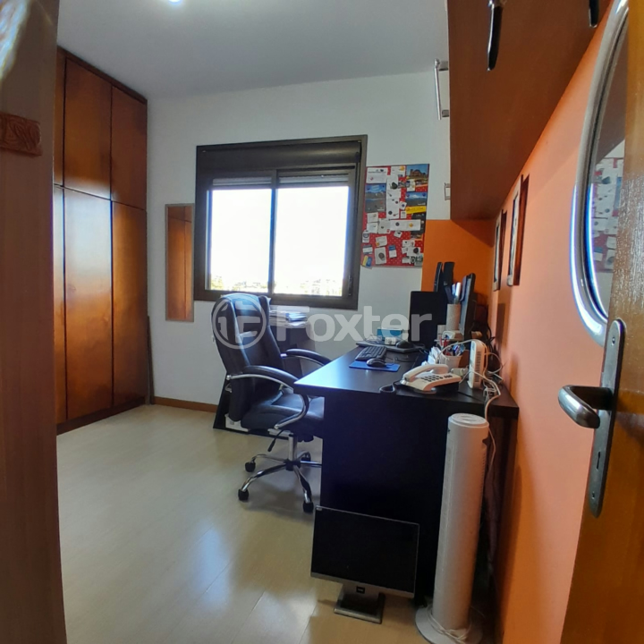 Apartamento à venda com 2 quartos, 67m² - Foto 4