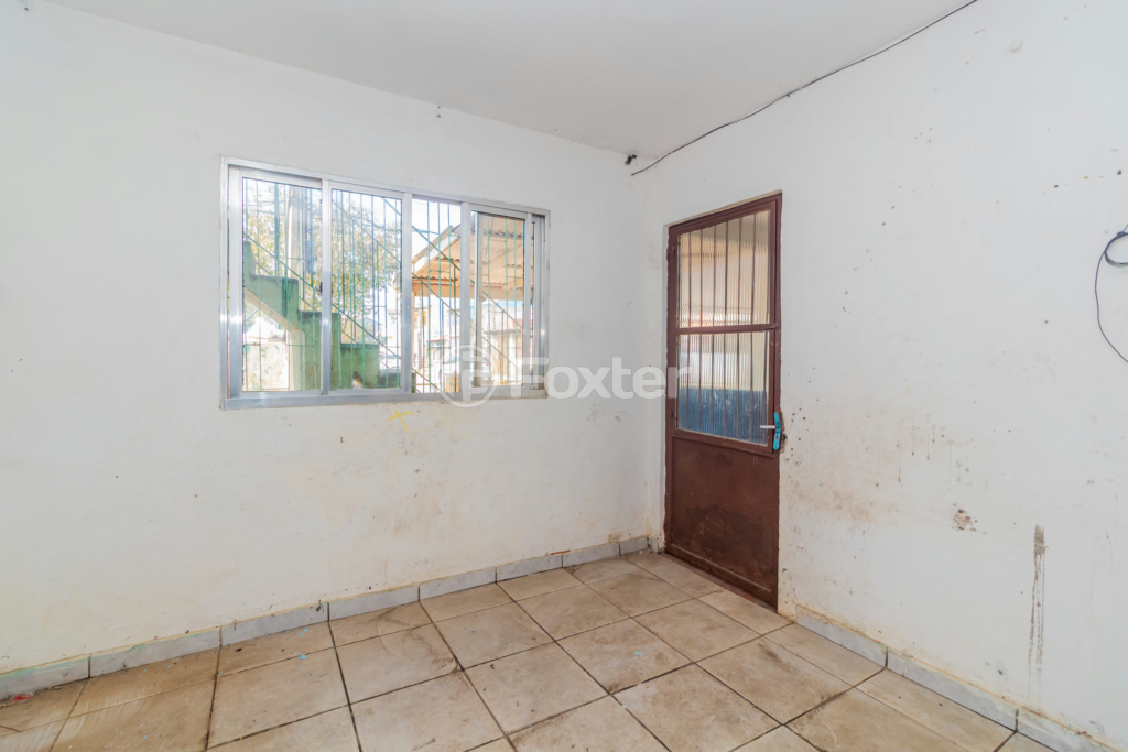 Casa à venda com 5 quartos, 128m² - Foto 2