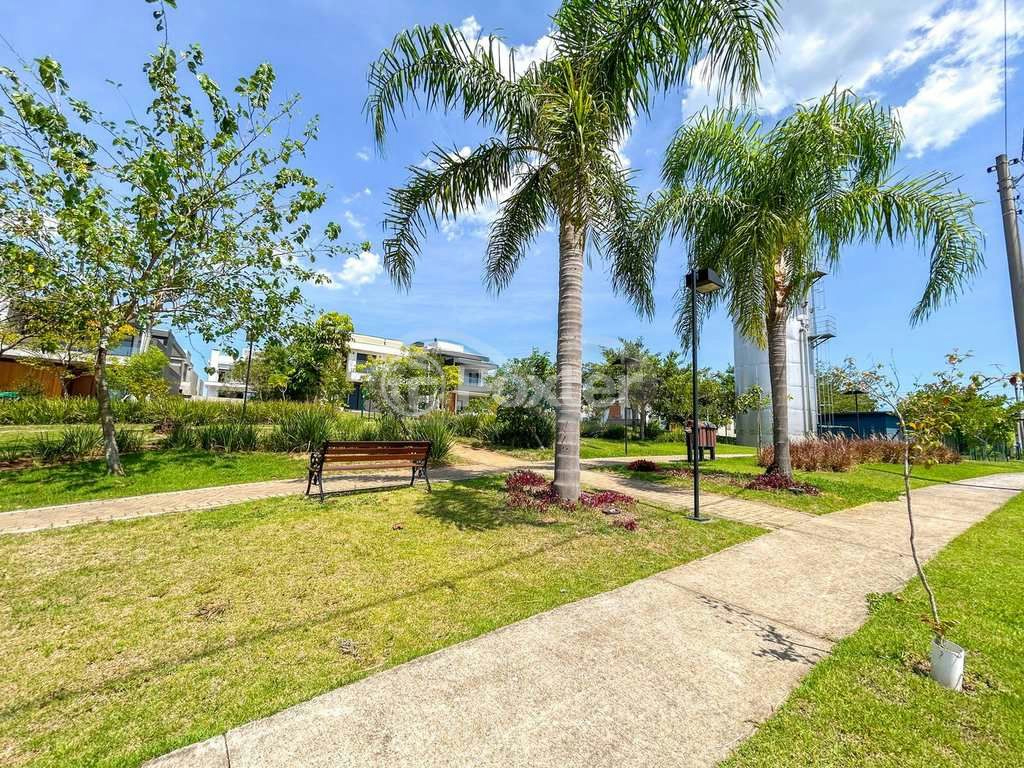 Casa de Condomínio à venda com 3 quartos, 224m² - Foto 2