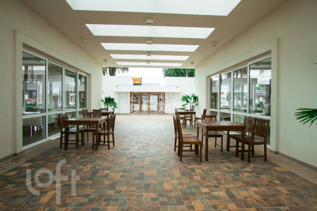 Apartamento à venda com 2 quartos, 66m² - Foto 29