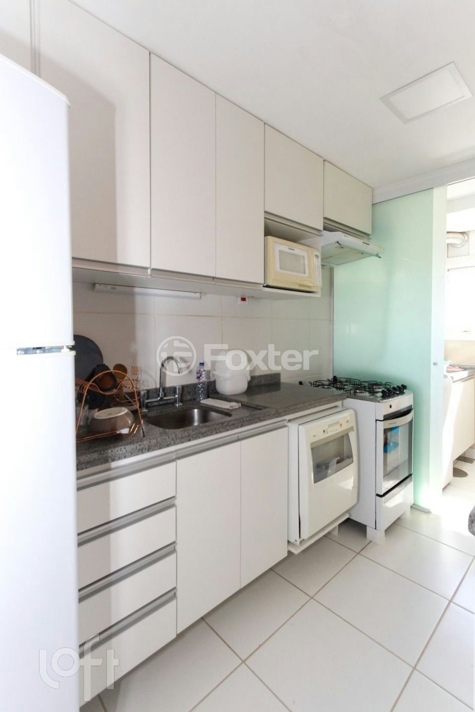 Apartamento à venda com 2 quartos, 66m² - Foto 18