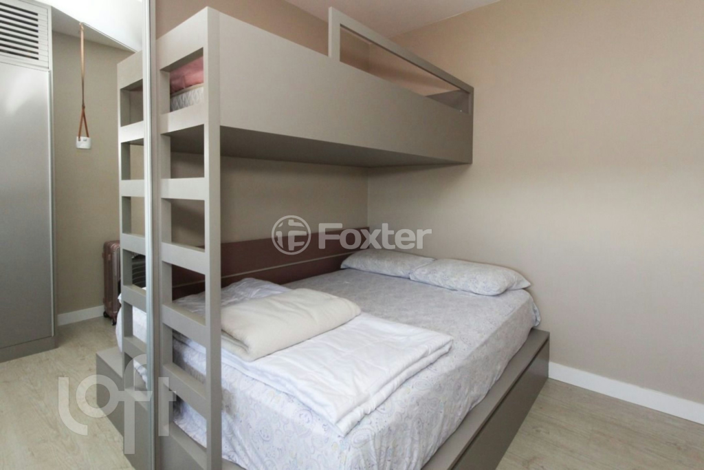 Apartamento à venda com 2 quartos, 66m² - Foto 5