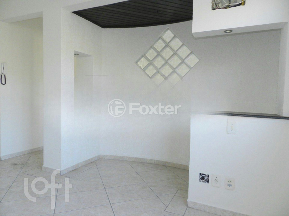 Apartamento à venda com 3 quartos, 70m² - Foto 3