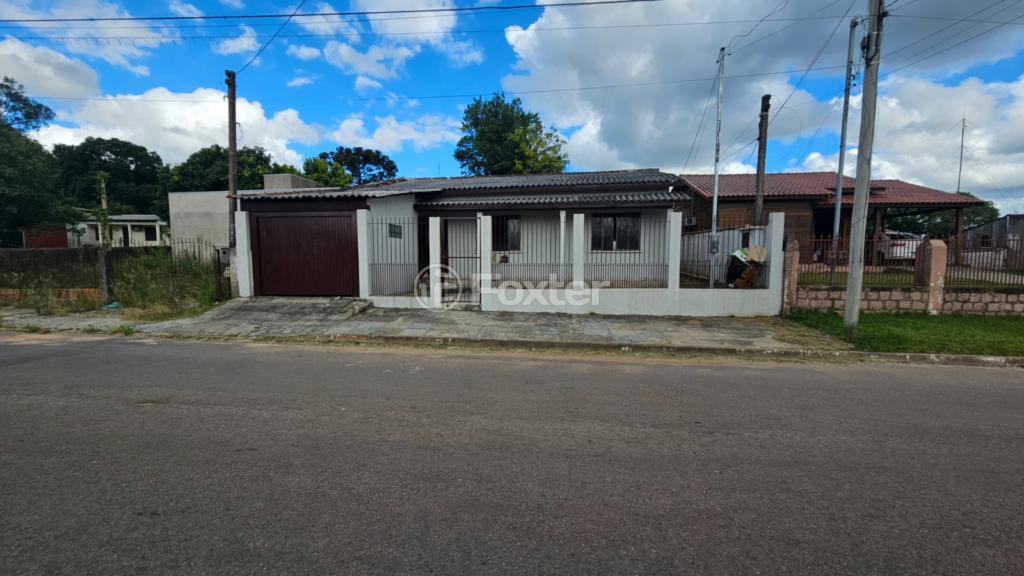 Casa à venda com 3 quartos, 145m² - Foto 2