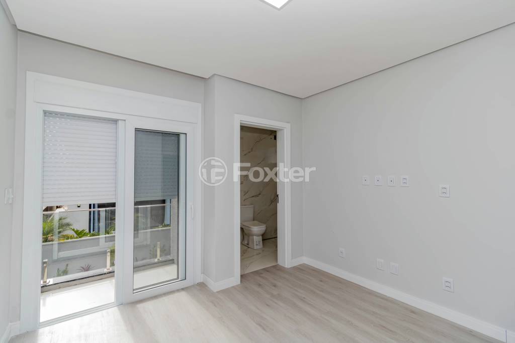 Casa de Condomínio à venda com 4 quartos, 26873m² - Foto 42