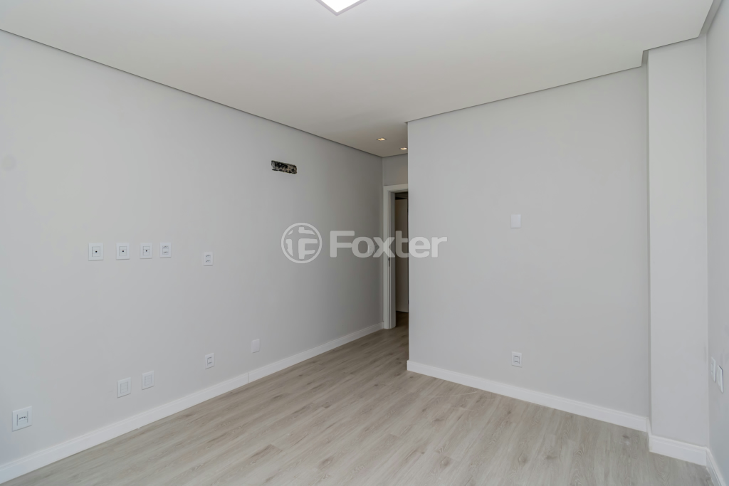 Casa de Condomínio à venda com 4 quartos, 26873m² - Foto 44