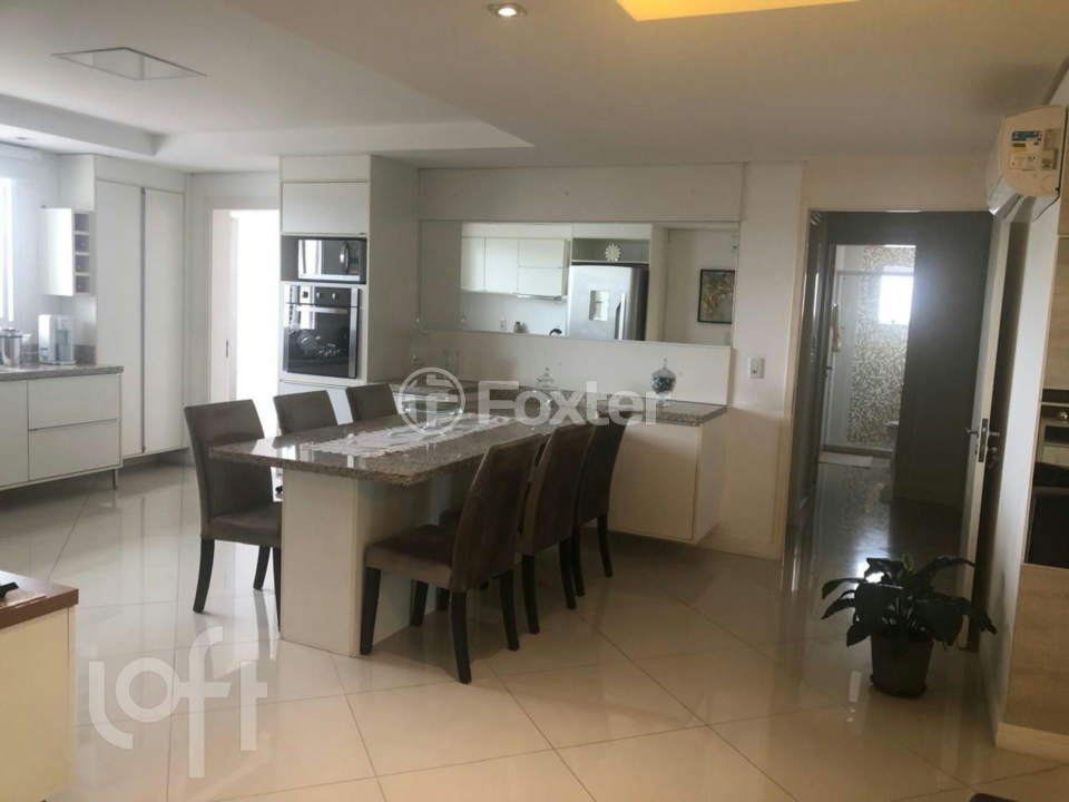 Apartamento à venda com 3 quartos, 156m² - Foto 4