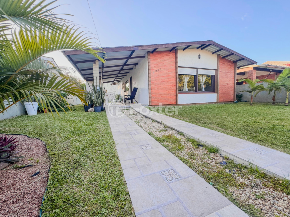 Casa à venda com 3 quartos, 280m² - Foto 1