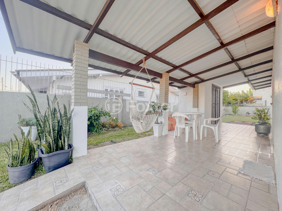 Casa à venda com 3 quartos, 280m² - Foto 8
