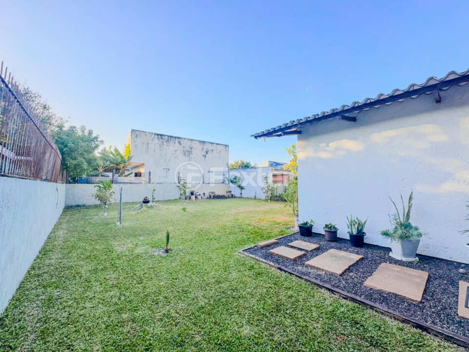 Casa à venda com 3 quartos, 280m² - Foto 9