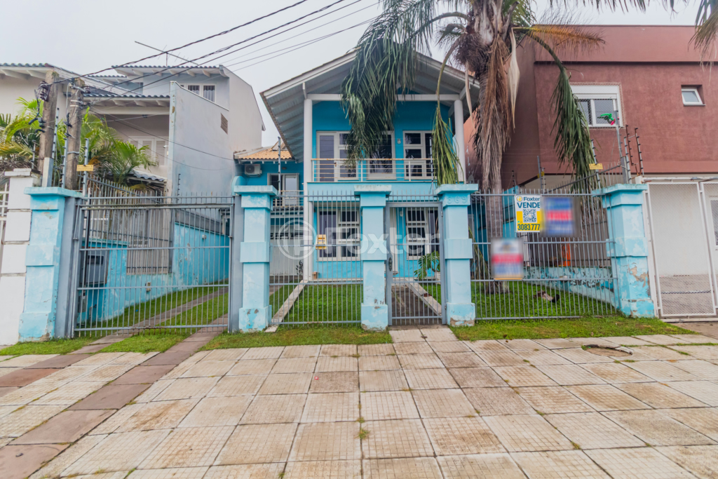 Casa à venda com 3 quartos, 400m² - Foto 1