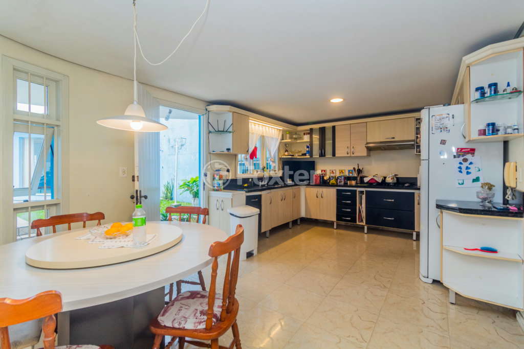 Casa à venda com 3 quartos, 400m² - Foto 36