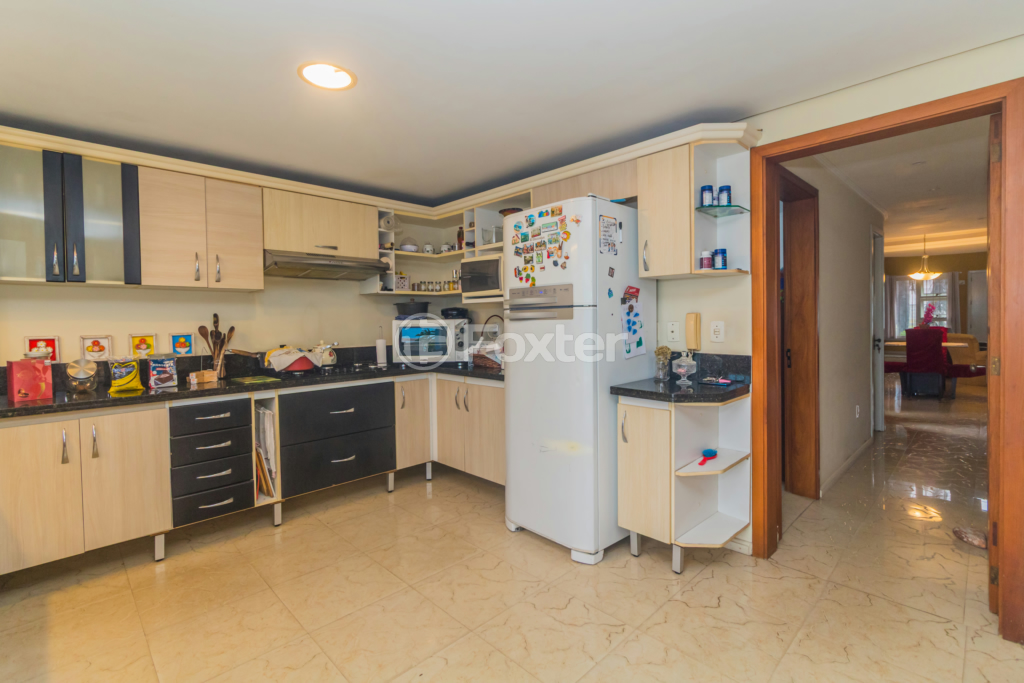 Casa à venda com 3 quartos, 400m² - Foto 37