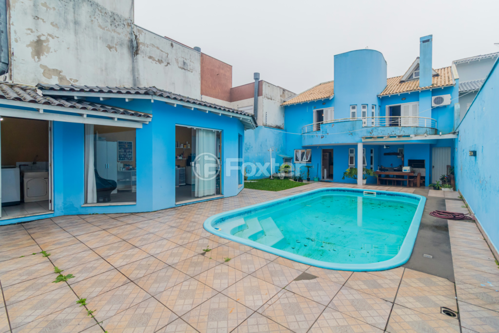 Casa à venda com 3 quartos, 400m² - Foto 2