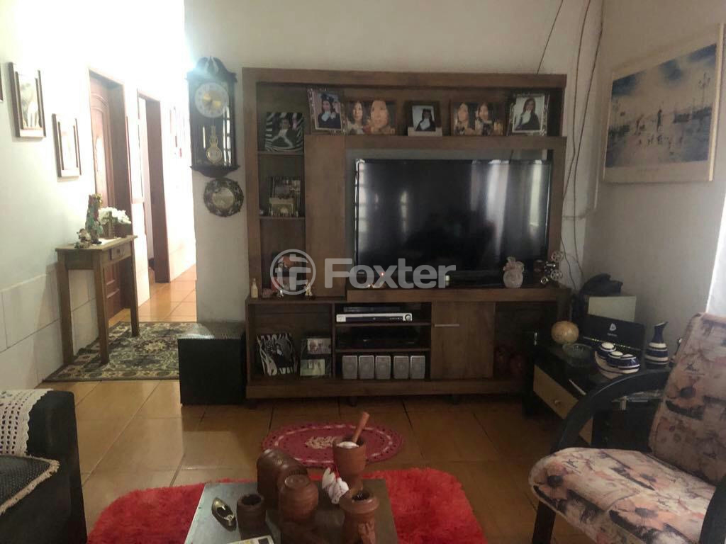 Casa à venda com 3 quartos, 157m² - Foto 2